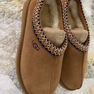 UGG Talisman Chestnut Slippers